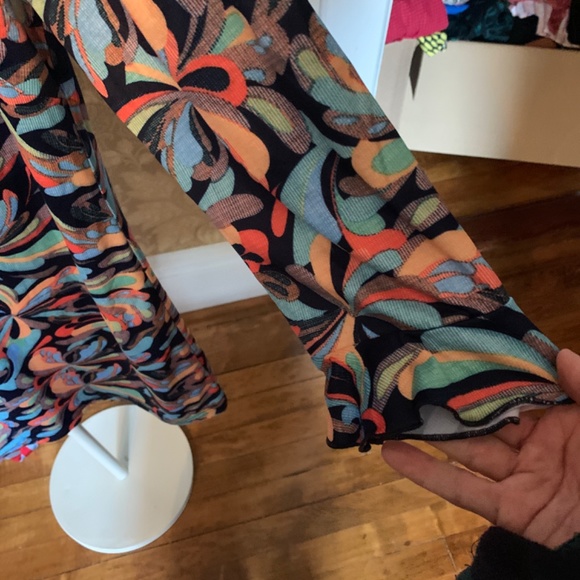 Joy Joy open back mod ruffle‎ sleeve dress. NWOT - Picture 3 of 5